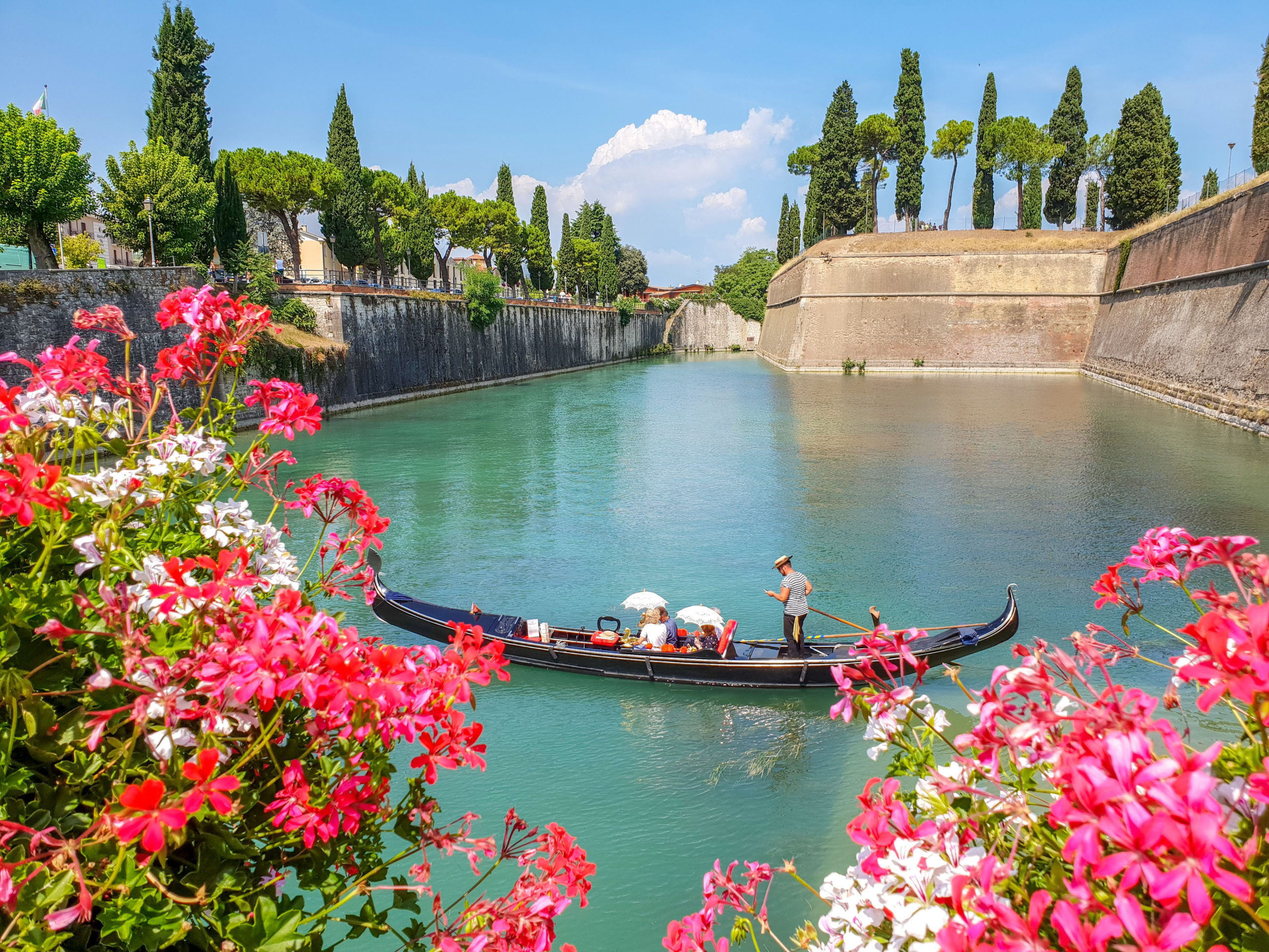 In gondola a Peschiera del Garda